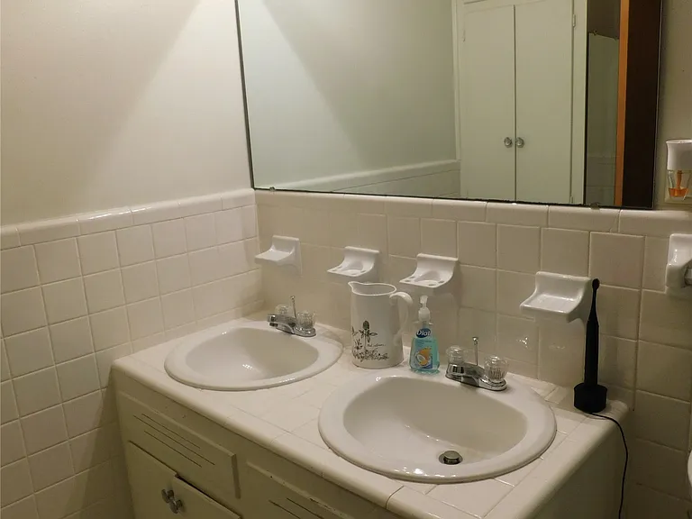 1203 Oates Rd — Photo 17