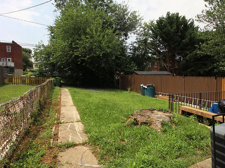 1008 Parksley Ave — Photo 24