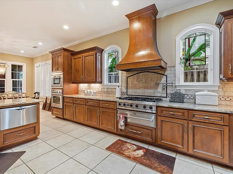 4146 Forsythe Way — Photo 18