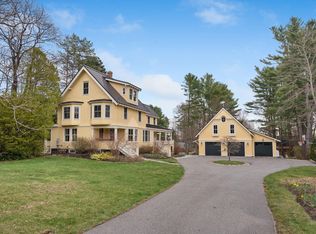 257 Foreside Rd, Falmouth, ME 04105