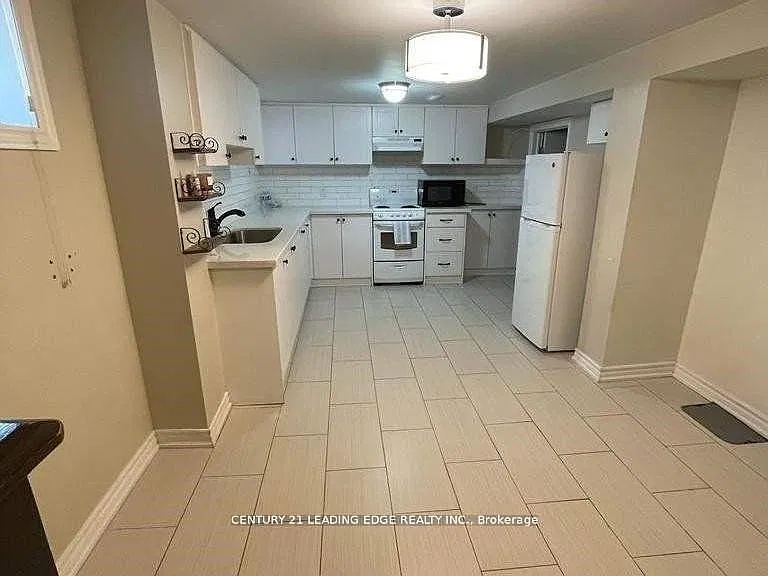 2 bed, $1,990 — Photo 4