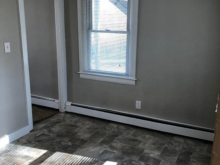 39 N Main St #1 — Photo 5