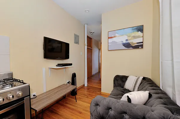 Rented by Corcoran | media 1