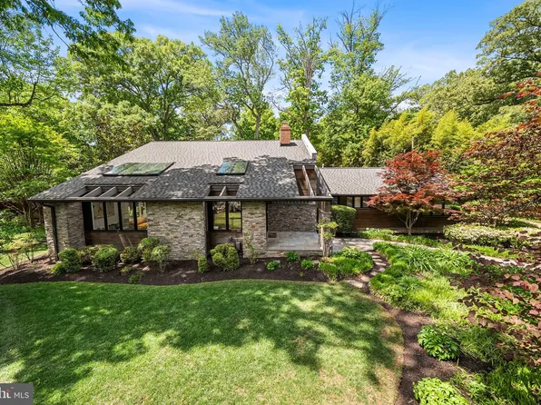 7736 Tauxemont Rd, Alexandria, VA 22308