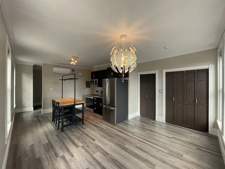 Kitchen & Living Room