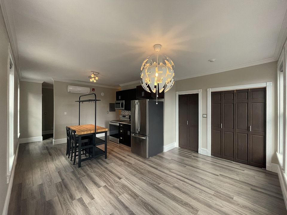 Kitchen & Living Room