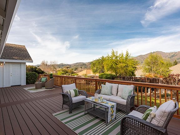 3rd image of 408 Woodley Way