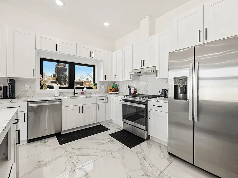 121 Prospect St #2 — Photo 8