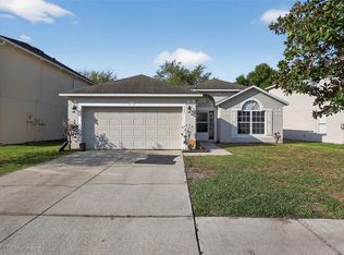 321 Squires Grove Dr, Winter Haven, FL 33880