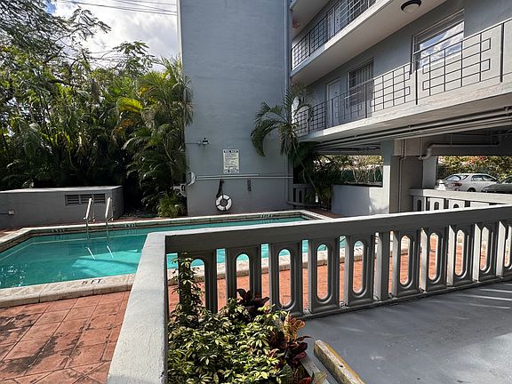 3rd image of 820 Salzedo St APT 204