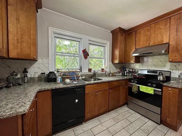 31 Hamlet St, Somerville, MA 02143