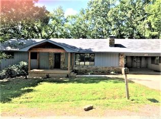 107 Courtshire St, Fairfield Bay, AR 72088