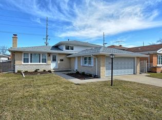 10329 Lacrosse Ave, Oak Lawn, IL 60453