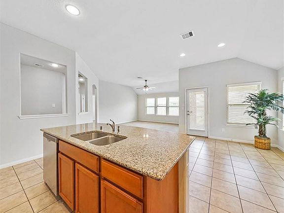 3rd image of 30218 Live Oak Way