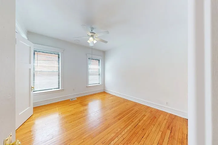 5218-5220 S. Kimbark Avenue — Photo 18