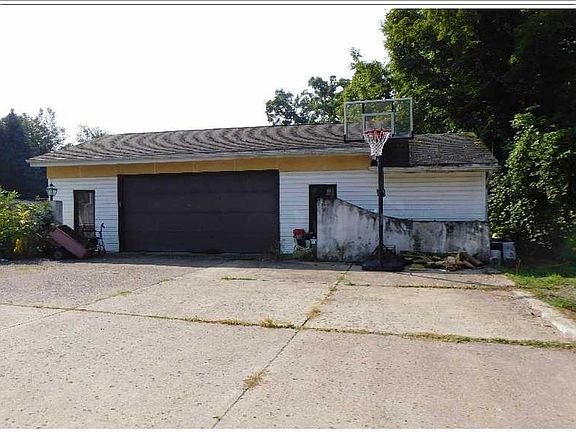 1000sqft detached garage