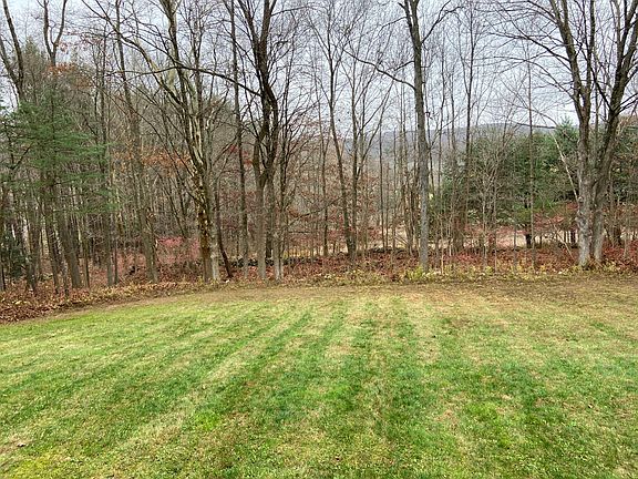 4th image of 31 Squire Hill Rd