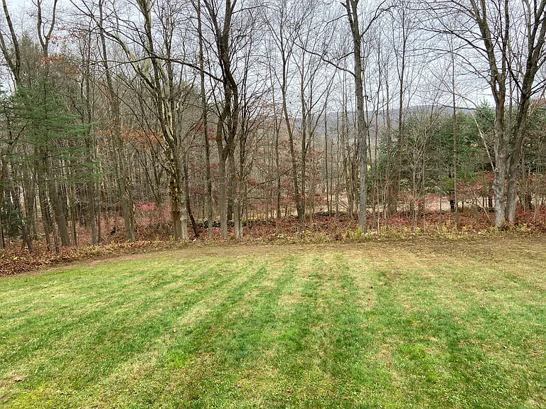 31 Squire Hill Rd — Photo 4