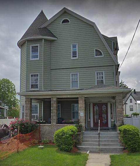 Welcome to 170 Rich Avenue.