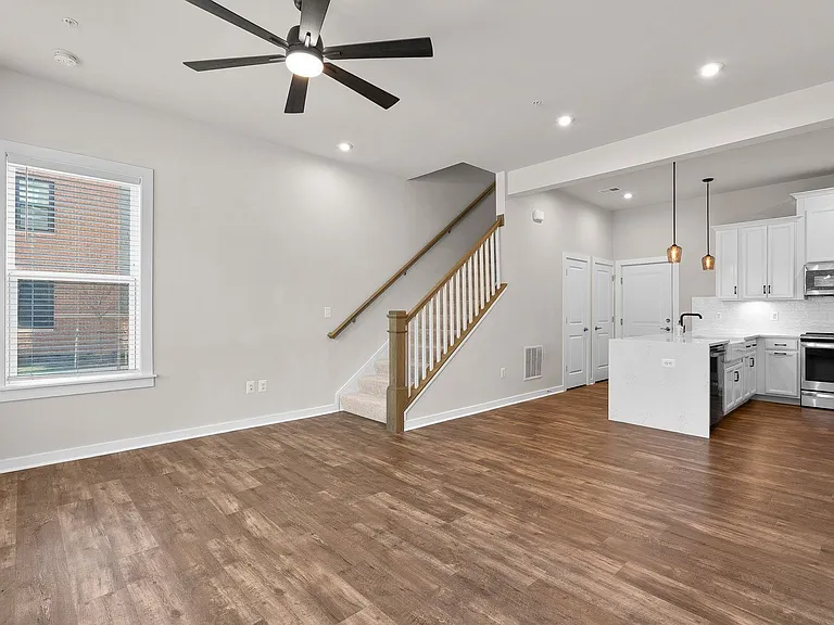 16302 Connors Way #21 — Photo 6
