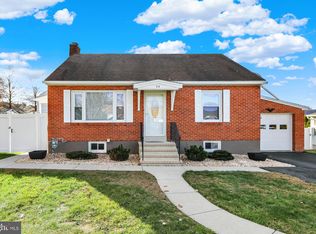 88 E College Ave, Wernersville, PA 19565