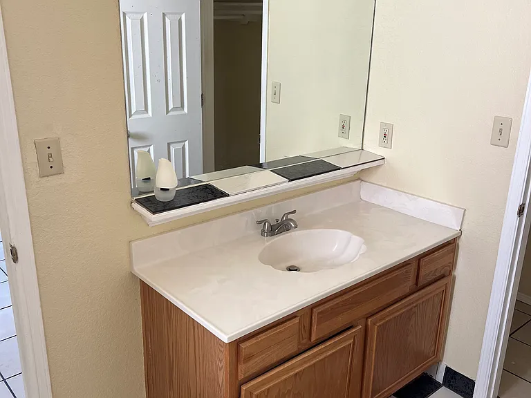 Gambel Quail Dr — Photo 5