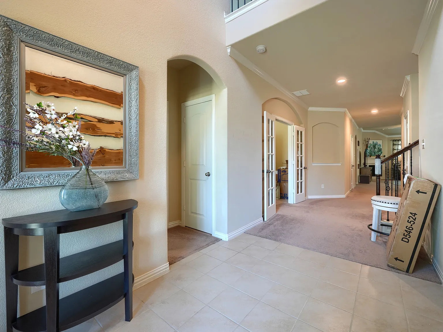 5 bed, 3440 sqft, $3,200 — Photo 2