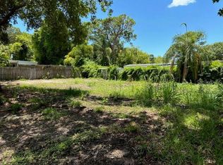 5160 80th Way N #10, Saint Petersburg, FL 33709