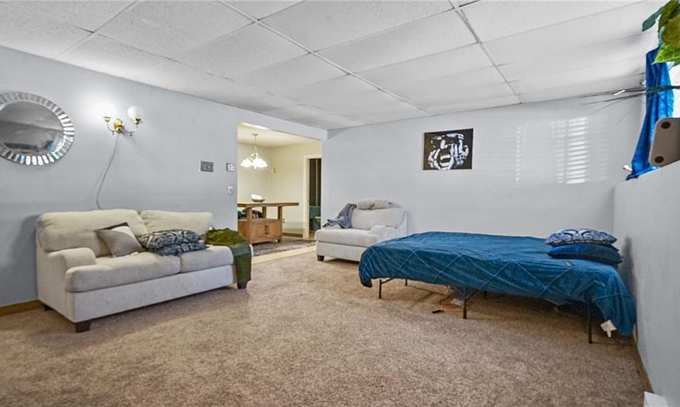 300 Smithfield Rd, North Providence, RI 02904 Zillow