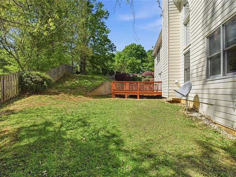 1702 Clay Brooke Ct SE — Photo 21