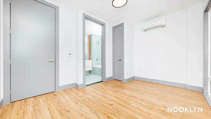 Rented by Nooklyn NYC LLC | media 30