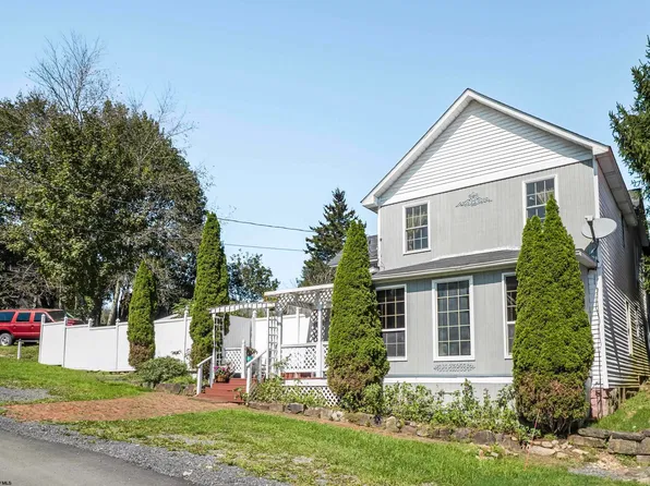352 Kent Ave, Davis, WV 26260