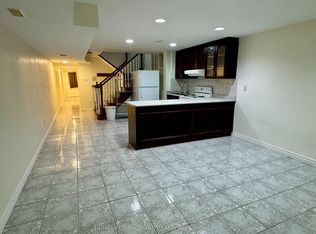 14 Garnet Ave, Toronto, ON M6G 1V5