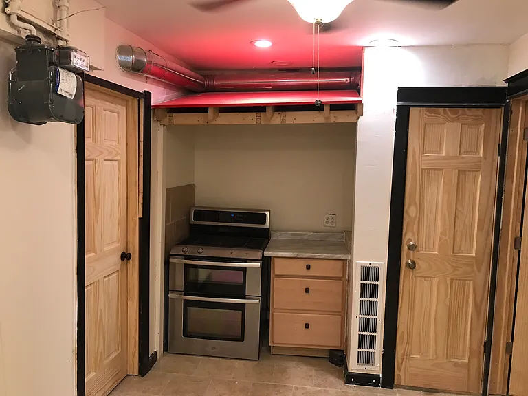 9616 S Exchange Ave #1R — Photo 7