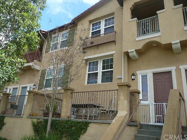 1st image of 2666 Cabrillo Ave