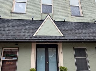 9 S Market St, Selinsgrove, PA 17870