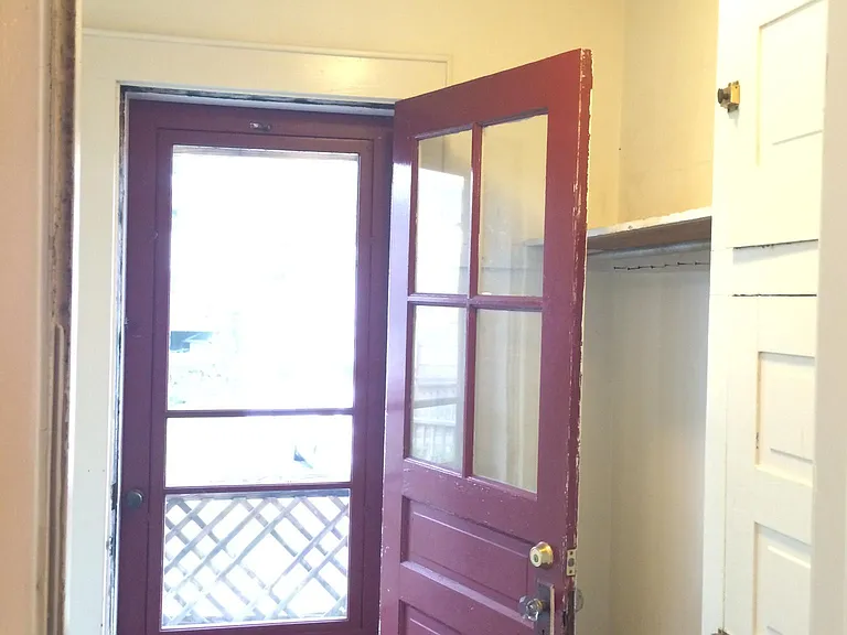 DOOR TO BACK DECK