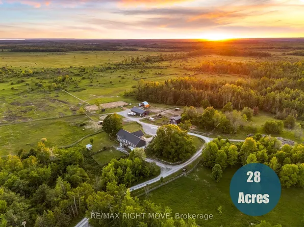 9 Hummingbird Ln, Kawartha Lakes, ON L0K 1B0