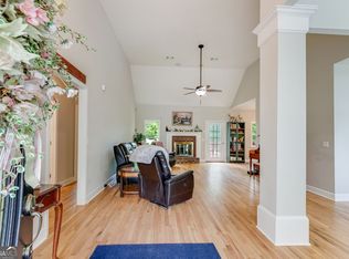 32 Brandy Ct, Carrollton, GA 30117