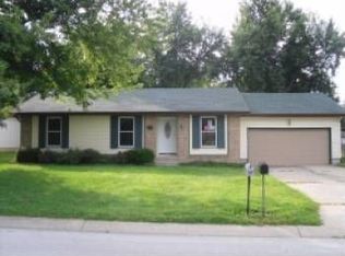2118 S Surprema St, Springfield, MO 65807