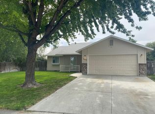 3173 W Foxtrotter Dr, Meridian, ID 83646