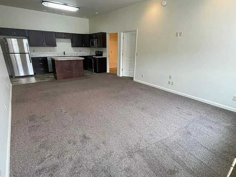 327 S 8th St #330 — Photo 5