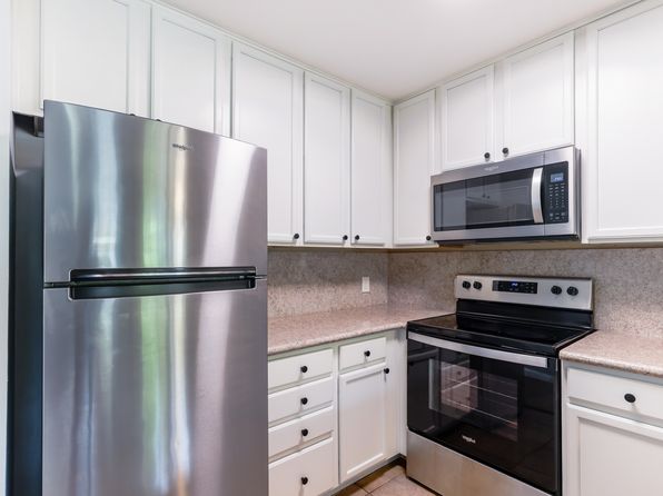 1280 W Main St APT 24