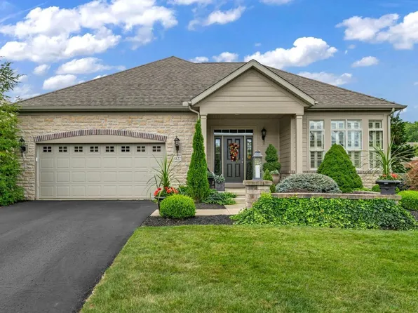 3822 Windsor Bridge Cir, Huron, OH 44839