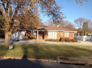 1128 Ridgemont Rd, Waterloo, IA 50701