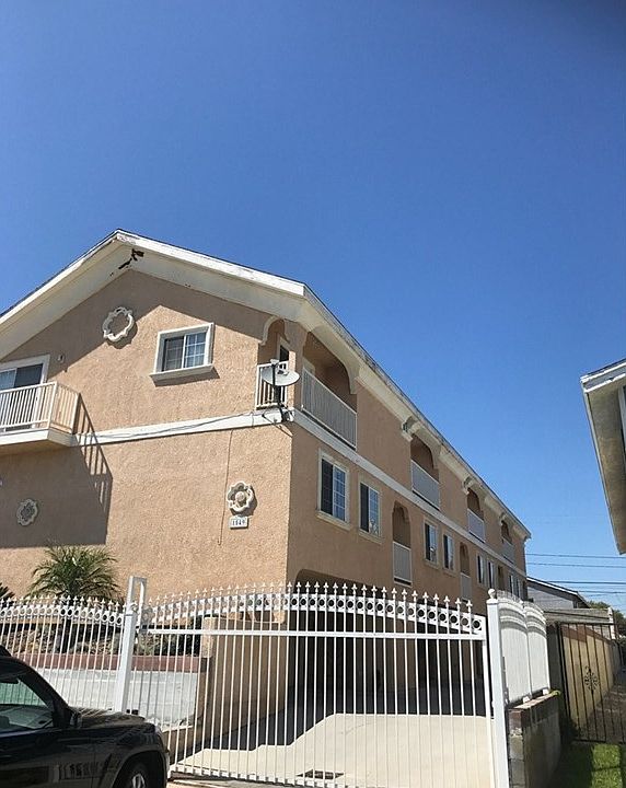 1st image of 1549 W 207th St APT 3