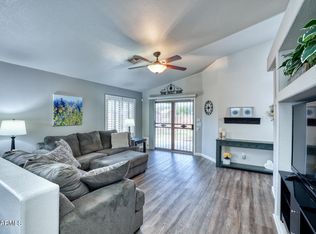 2206 E Ruby Ln, Phoenix, AZ 85024