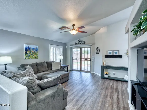 2206 E RUBY Lane, Phoenix, AZ 85024