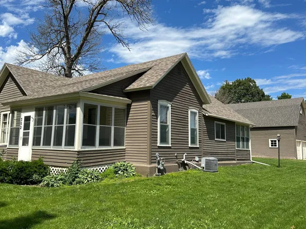 302 1st Ave NW, Kasson, MN 55944