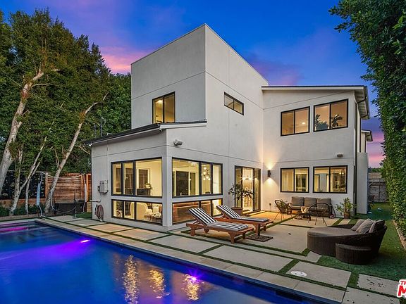 11907 Pacific Ave, Los Angeles, CA 90066 | Zillow